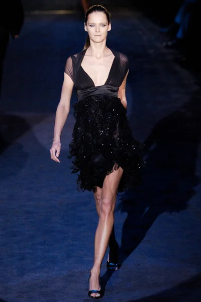 Look 37
